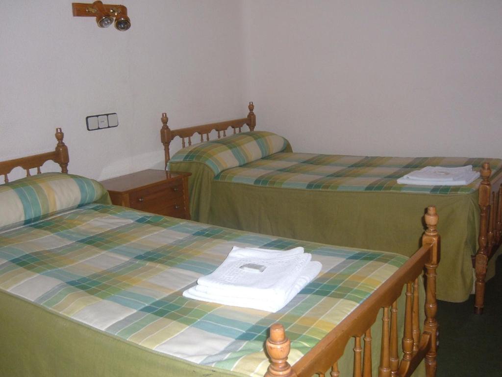 Hostal Olga Madrid Room photo