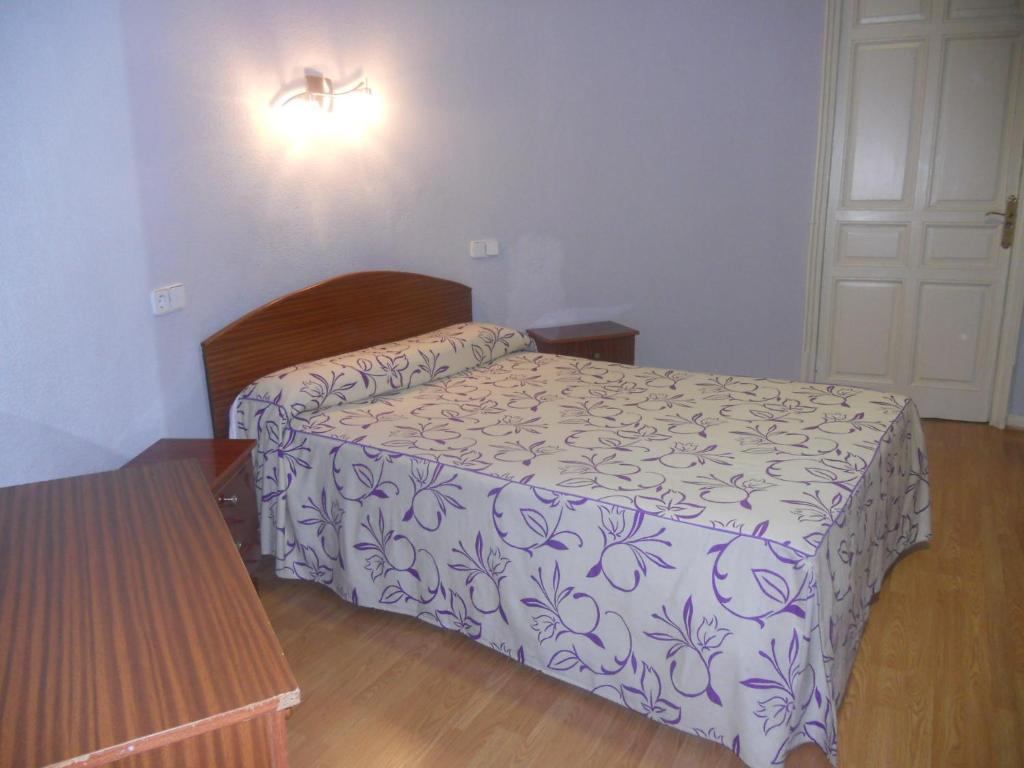 Hostal Olga Madrid Room photo